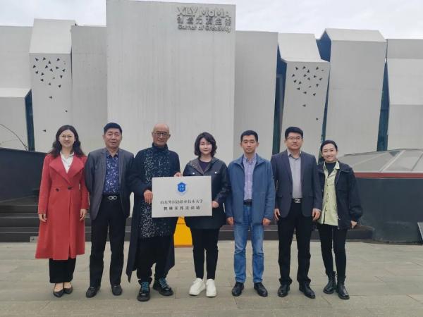 校長杜琳帶隊赴成都考察學校和企業